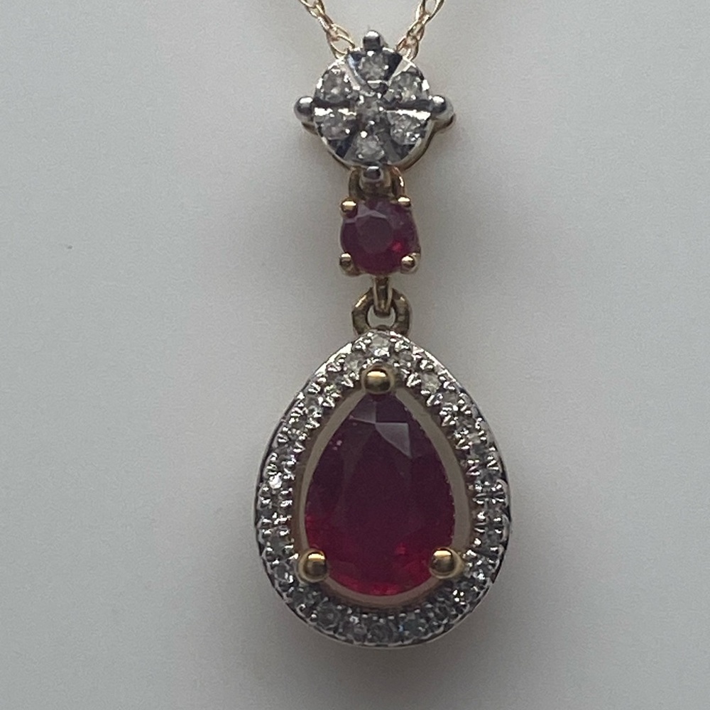 10k Yellow Gold Pear Shape Natural Ruby And Diamond Pendant With Chain NEW